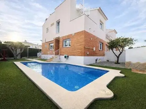 House in Mont-roig del Camp