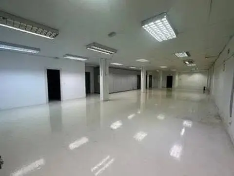 Local comercial en La Luz-Virgen de Belén