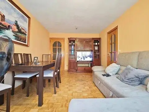 Piso en Vinateros