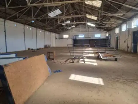 Nave industrial en calle Pechina No Number