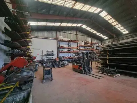 Nave industrial en calle calle Sierra de Castillejo No Number