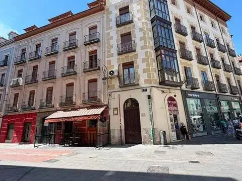 Ático en calle de Núñez de Arce