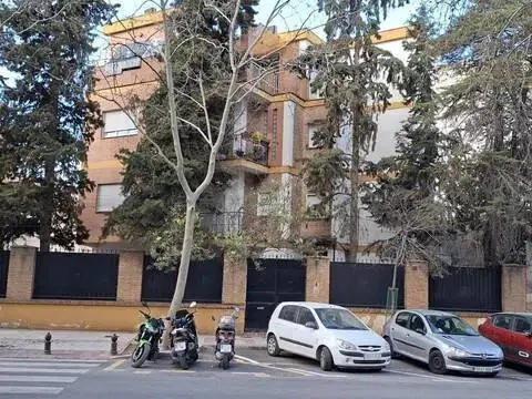 Piso en Cervantes