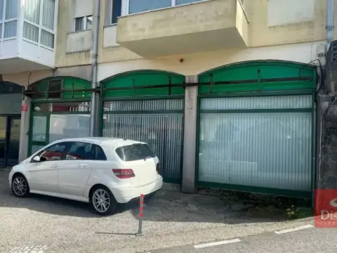 Local comercial en Cueto