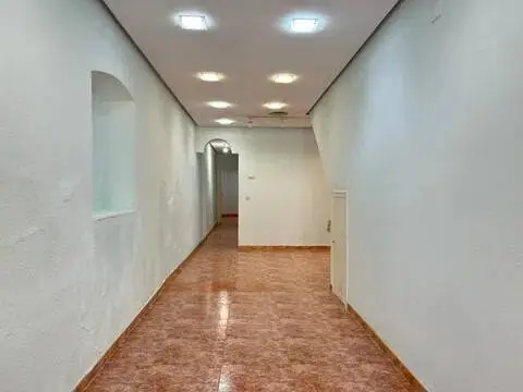 Local comercial en Sur