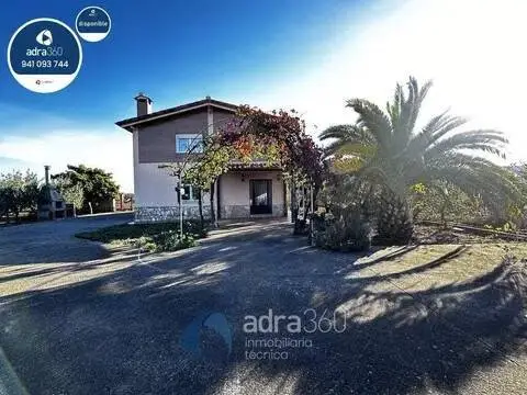 Chalet en Albelda de Iregua