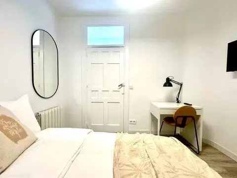 Habitación en Universidad-Malasaña
