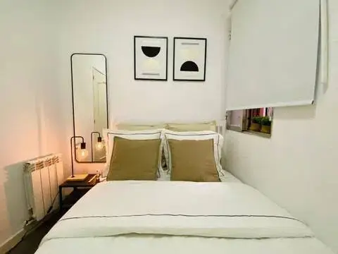 Habitación en calle de Santa Polonia