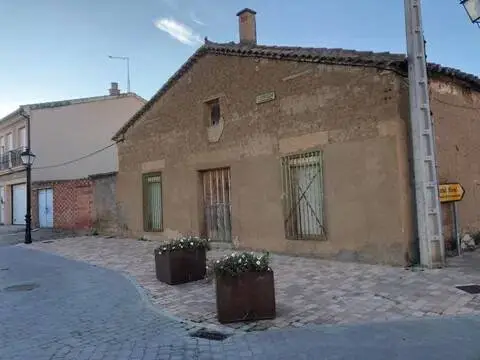 Casa rústica en Plaza de la Iglesia