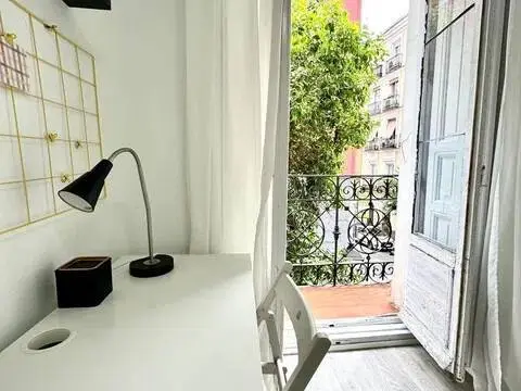 Habitación en Universidad-Malasaña