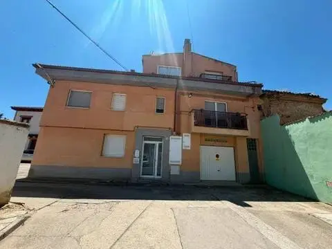 Piso en Fuensaldaña