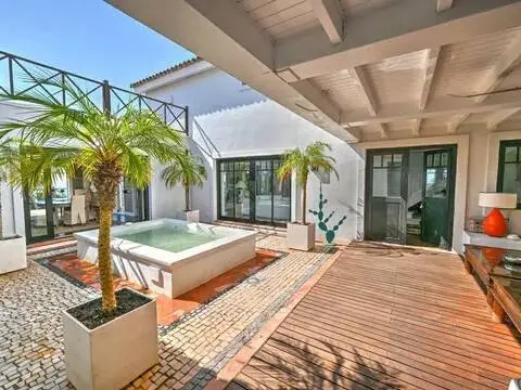 Chalet en Núcleo