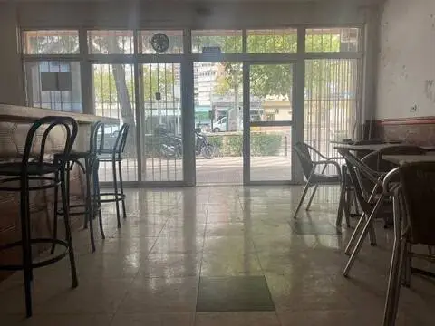 Local comercial en Poble de Llevant