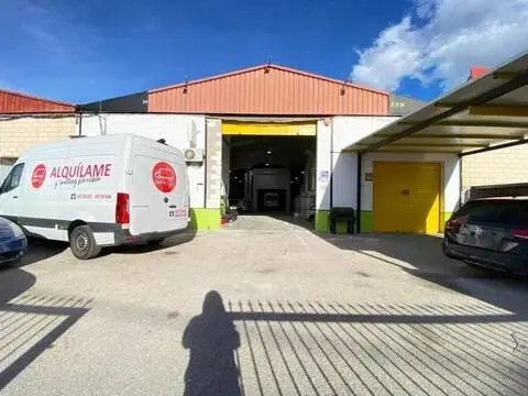 Nave industrial en Pla de la Vall-llonga