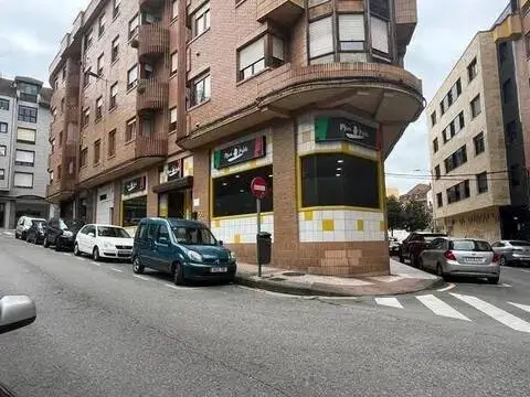 Local comercial en calle de Daniel Álvarez González