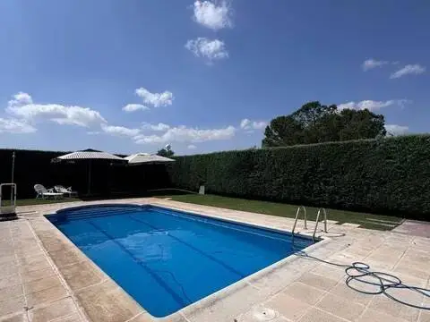 Chalet en Illana