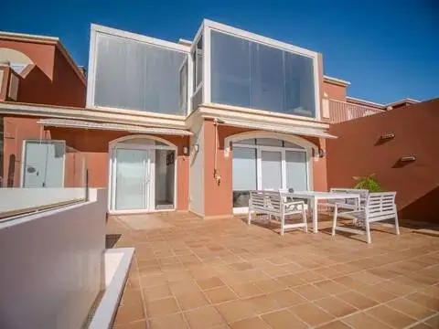 Casa adosada en Playa Blanca-Granadas-Los Pozos
