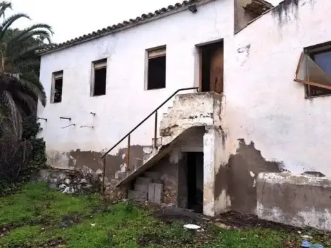 Chalet en Alcalá del Obispo