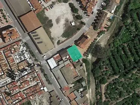 Nave industrial en Avenida de los Maestros