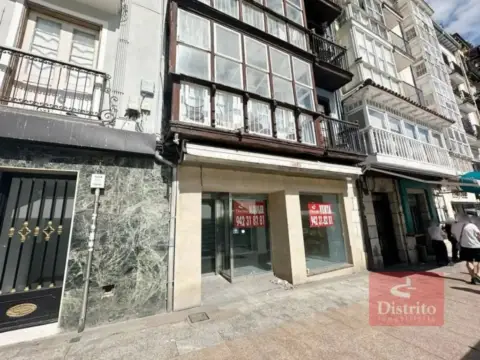Local comercial en Numancia-San Fernando