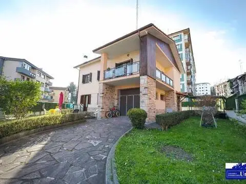 Chalet en Erdialdea-Alde Zaharra-Mendibil-Santiago