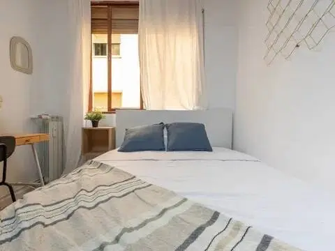 Habitación en Universidad-Malasaña