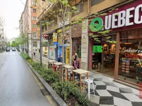 Local comercial en Centro-Ayuntamiento
