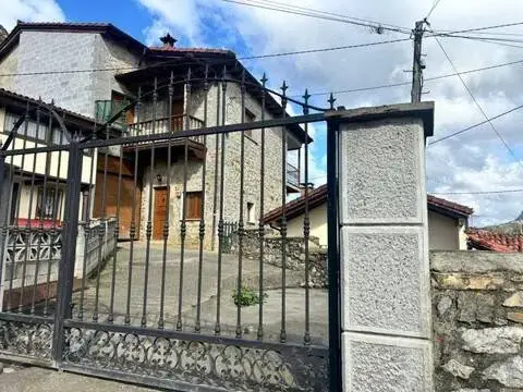 Chalet en calle Lugar Villamarcel, 76