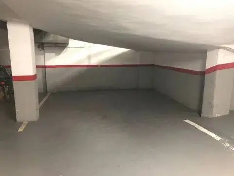 Garaje en El Parc-La Llacuna del Poblenou