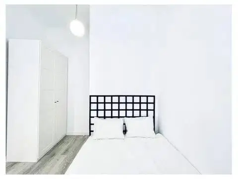 Habitación en calle del Divino Pastor