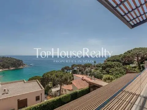 Chalet en Canyelles-La Montgoda