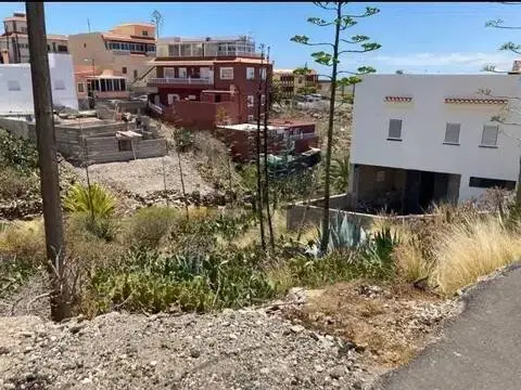 Terreno en calle del Lomo Morón Bajo