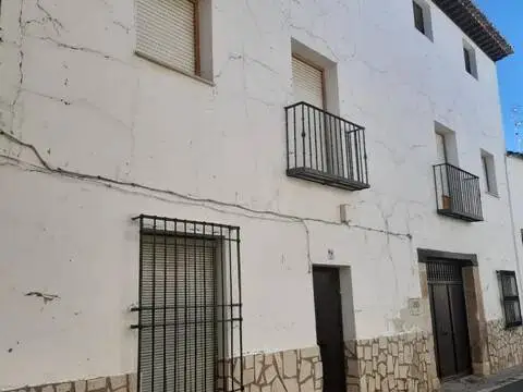 Casa adosada en calle de Santa Clara