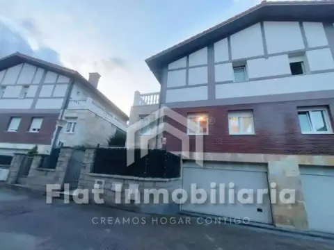Chalet en Barrio Samano