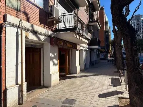 Local comercial en Centre-La Canaleta