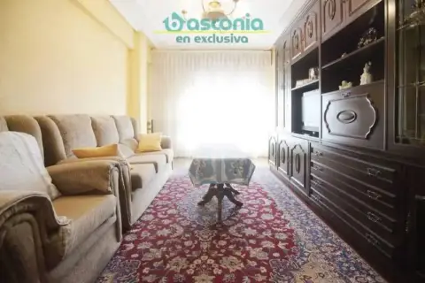 Piso en Centro-Arizgoiti