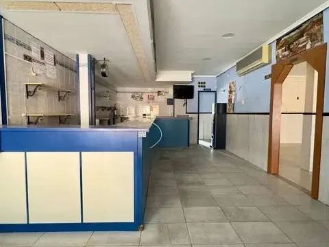 Local comercial en Montalbán