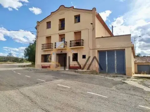 Casa rústica en calle Estacion Mora No Number
