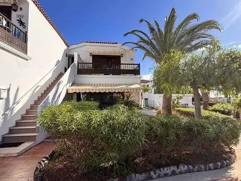 Piso en calle Mª Angeles Ascanio Cullen, 202