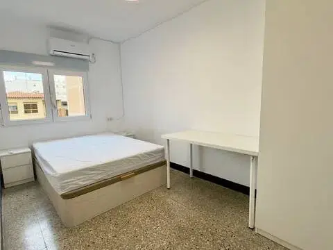 Habitación en La Almozara