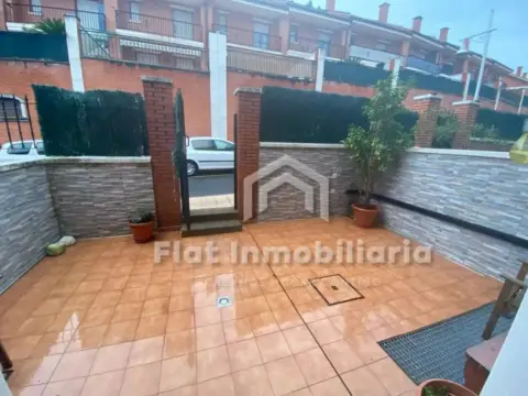 Chalet en calle calle de Montecerredo, 13