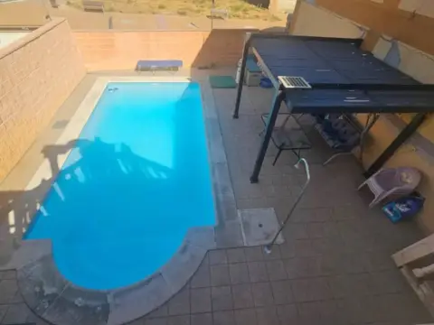 Chalet en Villanueva de la Torre