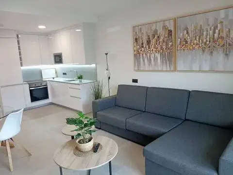 Piso en San Antonio-Las Arenas