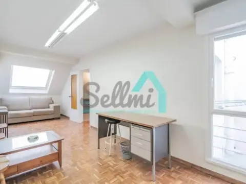 Piso en Ciudad-Naranco-Vallobín