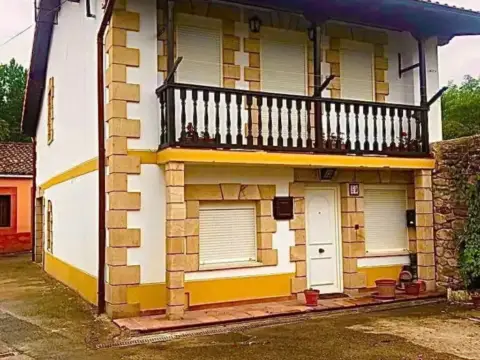 Chalet en calle Avenida General, 59