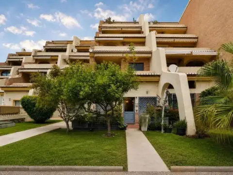 Chalet en calle de Montepino Sur