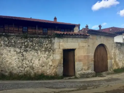 Chalet en Barrio de Villapresente