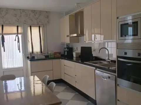 Chalet en Los Alcázares