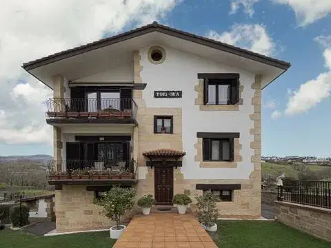 Chalet en Lasarte-Oria