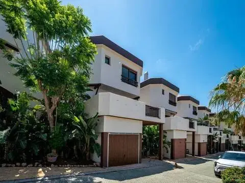 Chalet en Urbanización Calahonda-Golf-Riviera del Sol-Miraflores